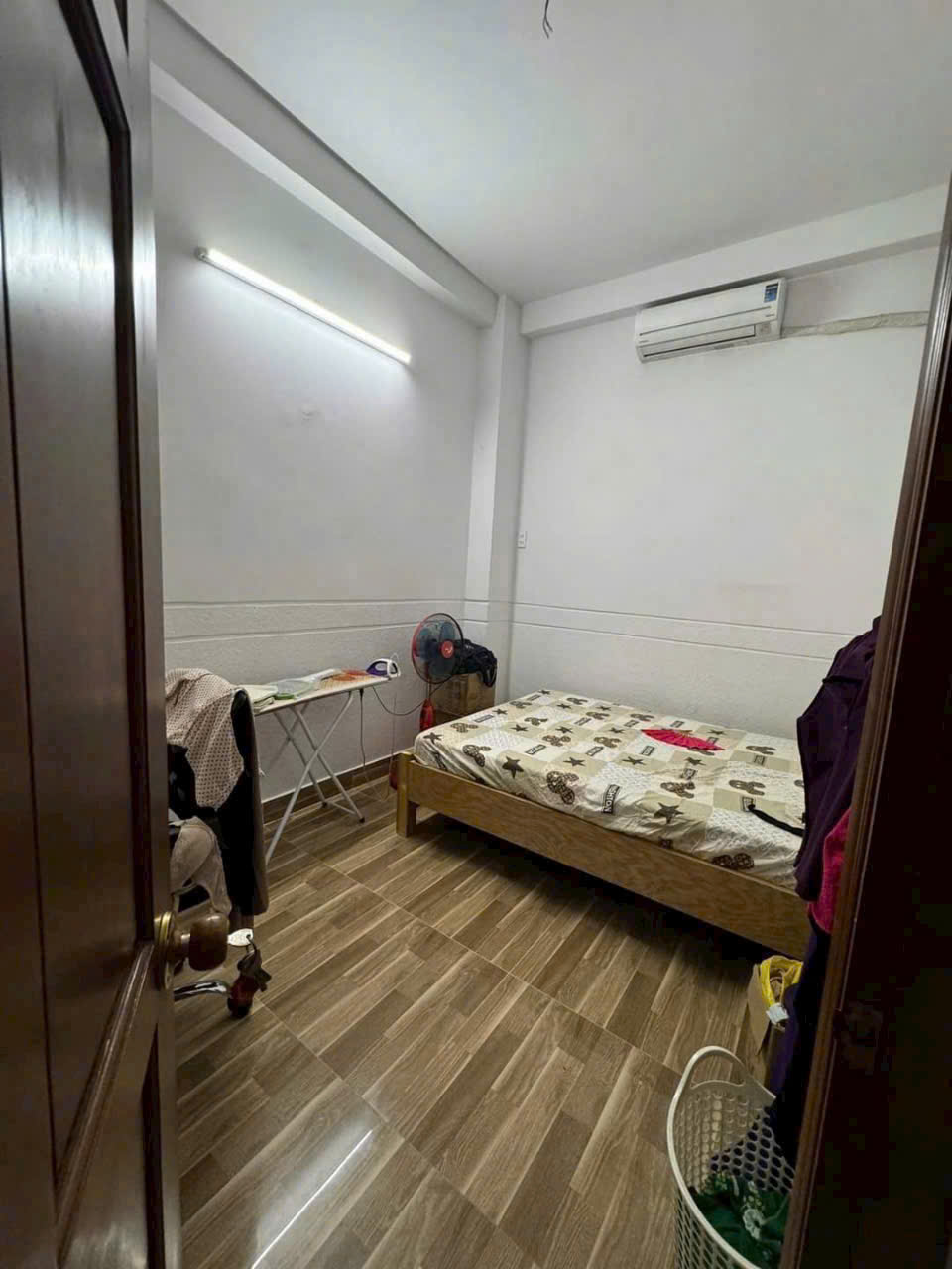BÁN NHÀ LÊ VĂN QUỚI , 5 TẦNG , XE Ô TÔ TỚI CỬA