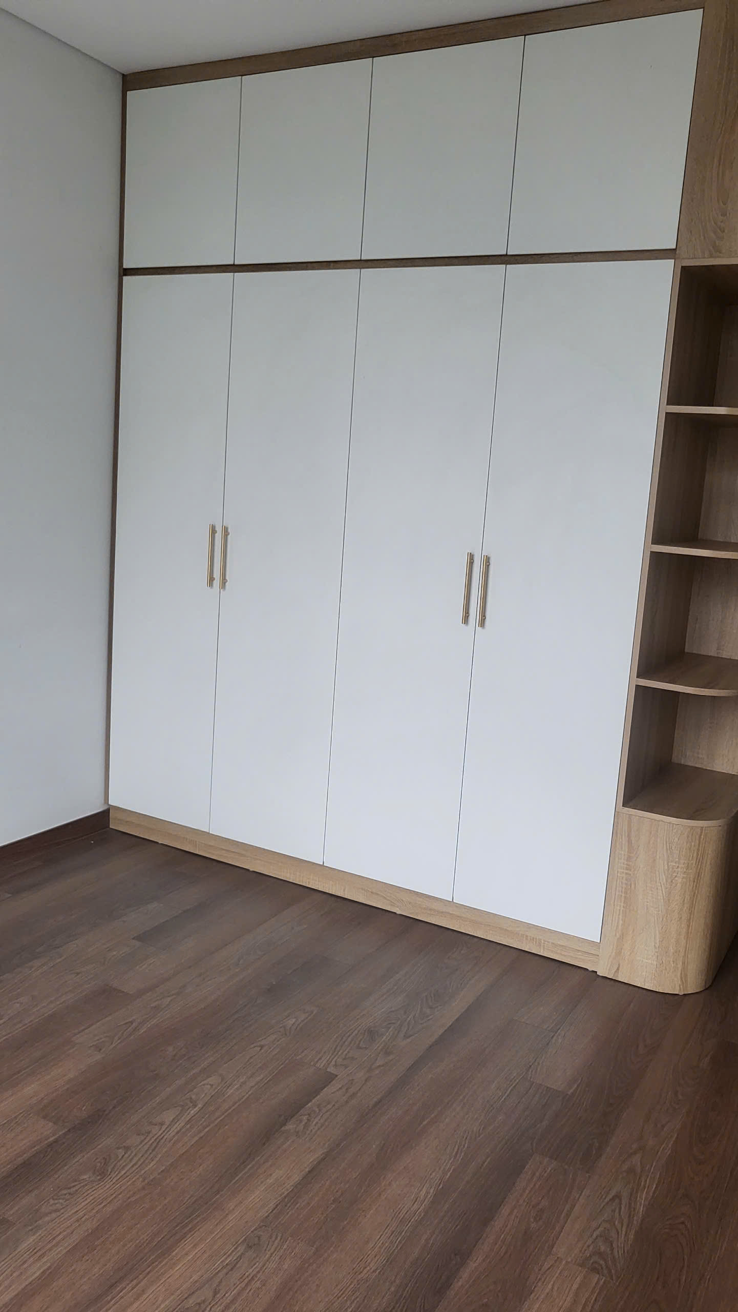 Ch.chủ Cho thuê dài hạn căn 3PN Góc 120m Khai Sơn Long Biên, vị trí View tuyệt đỉnh, giá hợp lý(3/9)