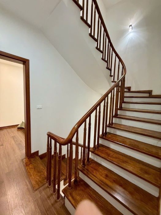 BÁN NHÀ MỚI ĐẸP GIÁ HỜI!!! PHỐ NGUYỄN NGỌC NẠI, MẶT TIỀN RỘNG, HƠN 50M2, THÔNG SỐ ĐẸP, FULL NỘI THẤT