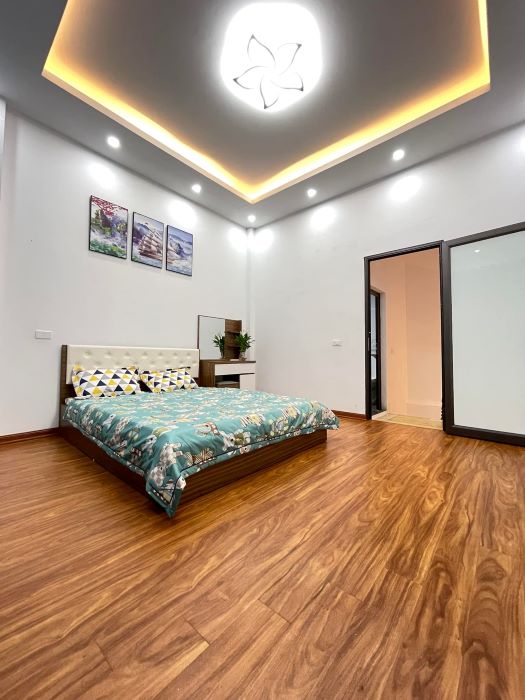 BÁN NHÀ MẶT PHỐ HOÀNG VĂN THÁI, HƠN 50M2 NỞ HẬU, VỊ TRÍ ĐẮC ĐỊA
