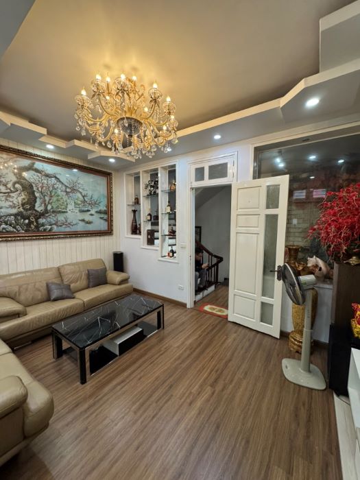 BÁN NHÀ PHỐ HOÀNG CẦU, 5 TẦNG KINH DOANH, GẦN PHỐ, GẦN HỒ, ĐƯỜNG Ô TÔ TRÁNH