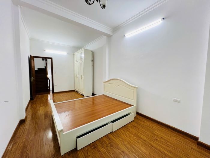 NHÀ ĐẸP Ở LUÔN 5 TẦNG CỰC HIẾM!!! PHỐ LÊ TRỌNG TẤN, 5M RA PHỐ, NGÕ ÔTÔ, KINH DOANH