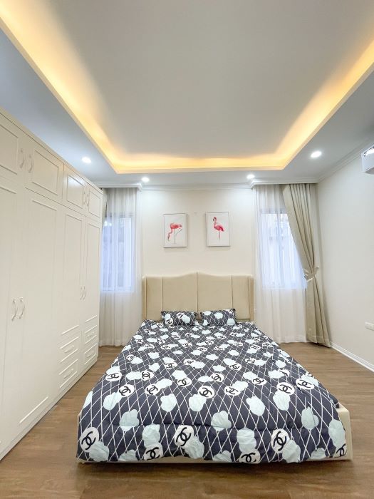 NGÕ OTO, 5 BƯỚC RA PHỐ, GẦN 50M2 4 TẦNG, GIÁ TỐT!!! PHỐ HOÀNG CẦU