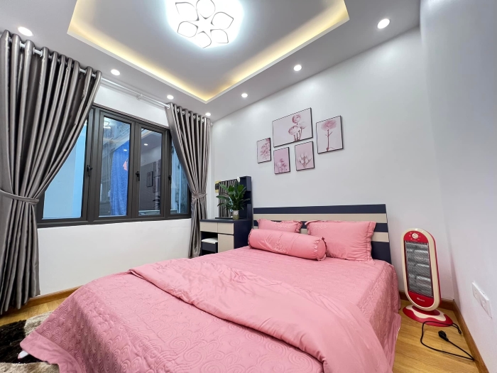 GIÁ TỐT!!! HƠN 50M2, ĐƯỜNG RỘNG THÊNH THANG, Ô TÔ ĐỖ CỬA, HẦM ĐỂ XE – THÁI THỊNH