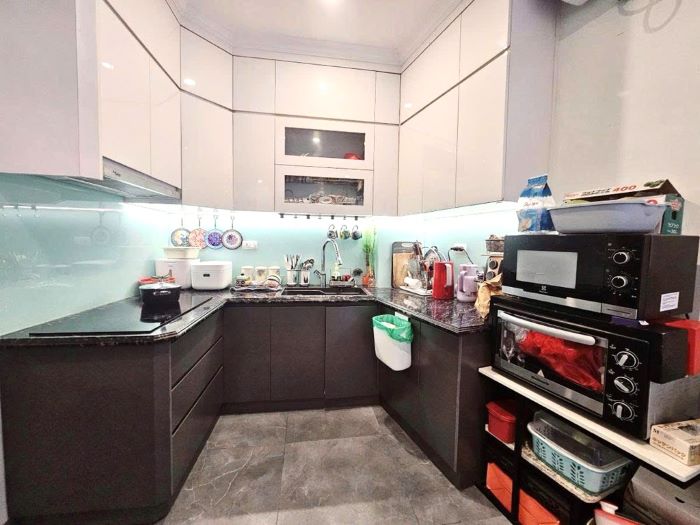 NHÀ MỚI ĐẸP 6 TẦNG LÔ GÓC, NGÕ THÔNG, MẶT TIỀN RỘNG, GARA Ô TÔ, 34M2 – YÊN HÒA