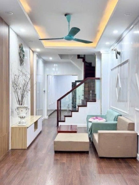 54M2 NHỈNH 11 TỶ 4 TẦNG, VÀI BƯỚC RA PHỐ, NGÕ TO THÔNG THOÁNG – KIM MÃ