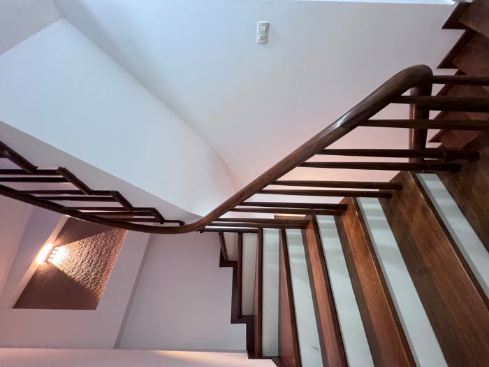 54M2 4 TẦNG OTO TRÁNH, GẦN PHỐ NGÕ THÔNG, GIÁ MỀM!!! NHÀ PHỐ LÊ TRỌNG TẤN