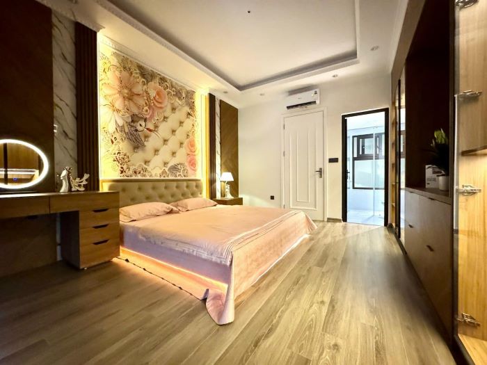 HOT!!! NHÀ 5 TẦNG Ở LUÔN, NGÕ TO THÔNG THOÁNG, 3 BƯỚC RA PHỐ, GẦN 8 TỶ 34M2 – YÊN HÒA