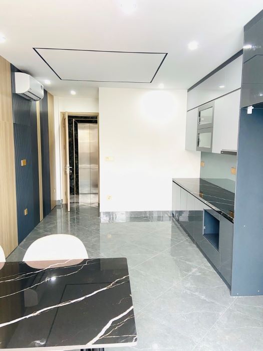 BÁN NHÀ PHỐ ĐỘI CẤN, 42M2 6 TẦNG THANG MÁY, BA BƯỚC RA PHỐ, NHÀ ĐẸP Ở NGAY