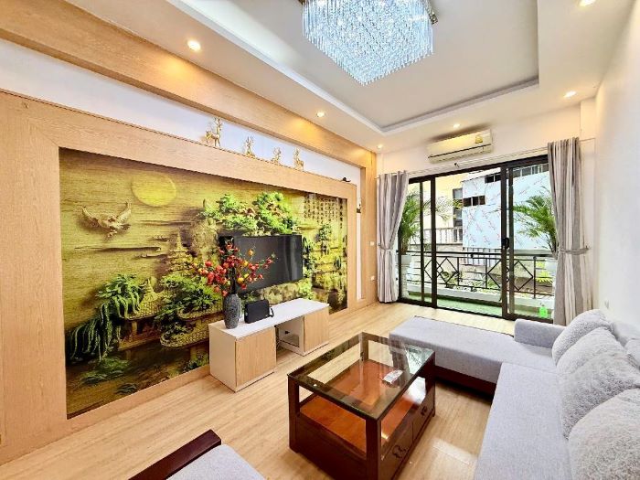 BAY NHANH!!! NHÀ CÙ CHÍNH LAN 40M2, NGÕ Ô TÔ, GẦN PHỐ
