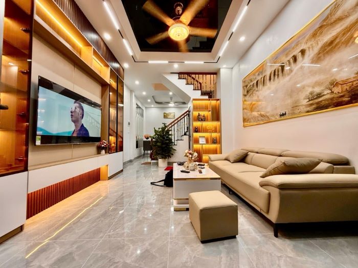 NHÀ ĐẸP PHỐ KIM HOA GẦN 40M2 4 TẦNG, NỘI THẤT HIỆN ĐẠI, MỘT BƯỚC RA PHỐ