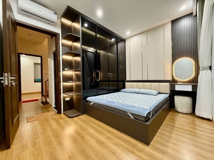 NHÀ ĐẸP PHỐ KIM HOA GẦN 40M2 4 TẦNG, NỘI THẤT HIỆN ĐẠI, MỘT BƯỚC RA PHỐ