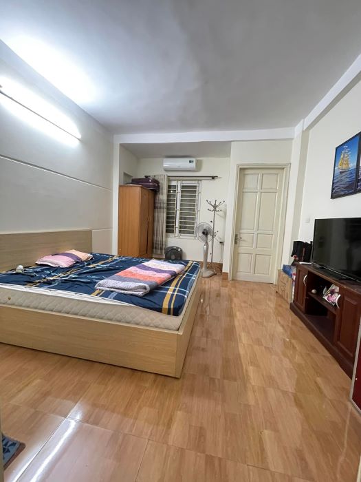 NHÀ KIM MÃ 35M2 4 TẦNG NỞ HẬU, NHỈNH 7 TỶ, MỘT BƯỚC RA PHỐ, NGÕ TO THÔNG THOÁNG