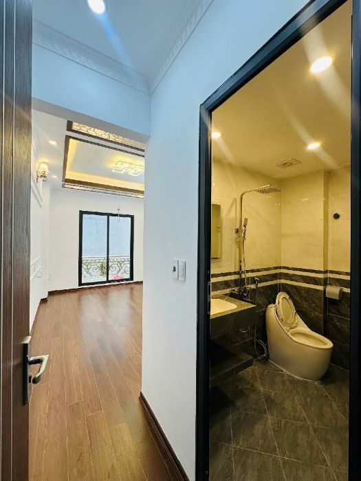 NHÀ MỚI KIM MÃ NHỈNH 9 TỶ - 5 TẦNG MỚI CỨNG - FULL NỘI THẤT- NGÕ 3M - VÀI BƯỚC RA PHỐ