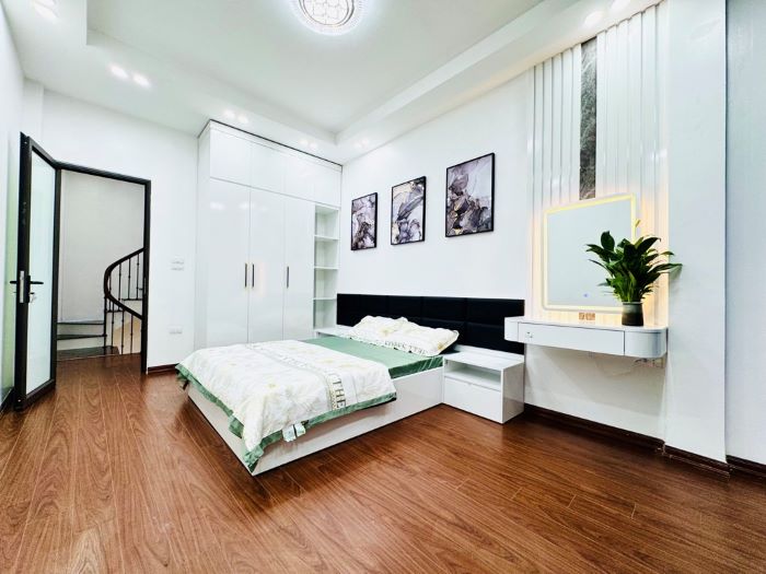 NHÀ ĐẸP NGUYỄN VĂN TRỖI, 30M2 4 TẦNG MỘT BƯỚC RA PHỐ, TRUNG TÂM THANH XUÂN, NHỈNH 7 TỶ