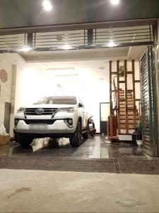 SIÊU HIẾM!!! NHÀ VƯƠNG THỪA VŨ HƠN 90M2, 2 THOÁNG, GARA Ô TÔ, MẶT TIỀN RỘNG