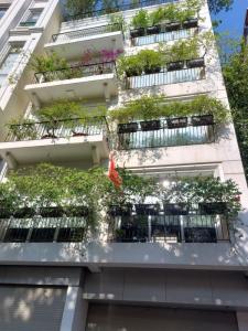 NHÀ LÊ TRỌNG TẤN 55M2 5 TẦNG, LÔ GÓC, Ô TÔ VÒNG QUANH, 2 THOÁNG