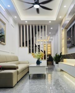 NHÀ ĐẸP VŨ TÔNG PHAN 35M2 GẦN 9 TỶ - 4 TẦNG NỞ HẬU, GẦN PHỐ, FULL NỘI THẤT