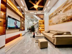 NHÀ ĐẸP PHỐ KIM HOA GẦN 40M2 4 TẦNG, NỘI THẤT HIỆN ĐẠI, MỘT BƯỚC RA PHỐ