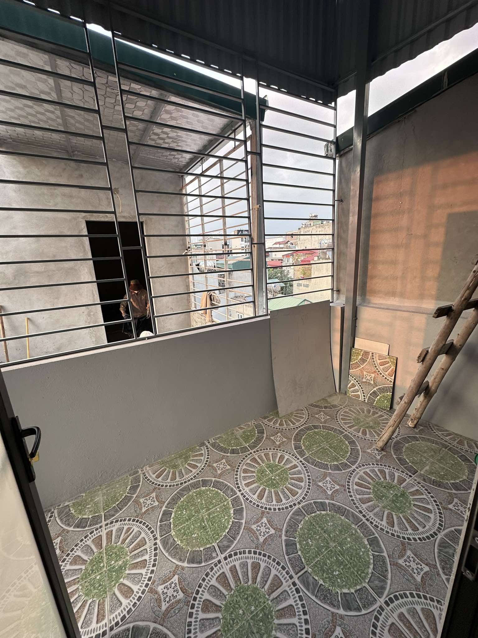 Quan Nhân nhà mới hoàn thiện xong 35m25 tầng,mặt tiền 5.8m,giá 6.95 tỷ