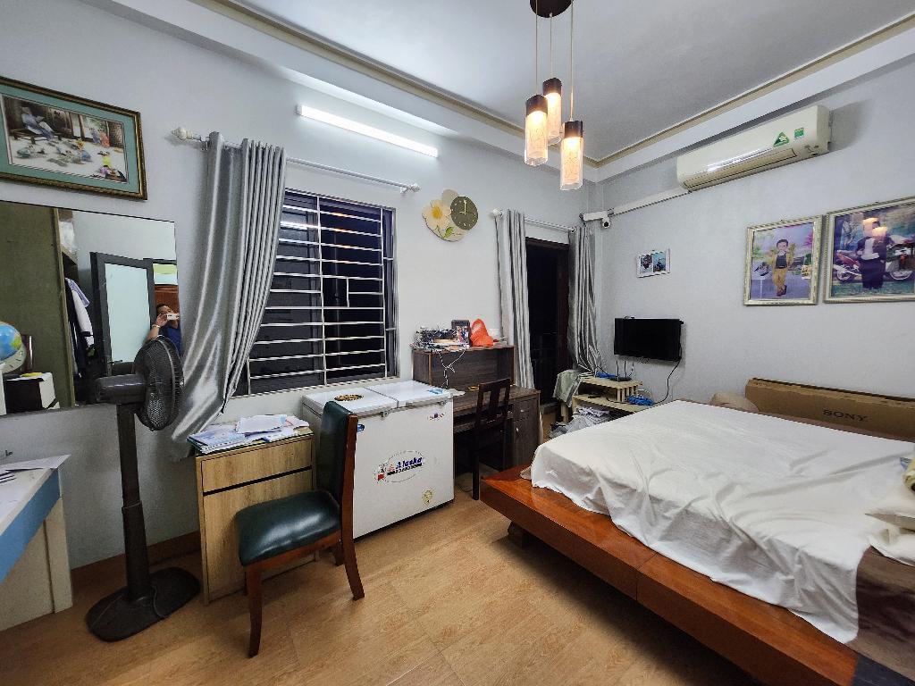 Thanh Bình Mộ Lao cần bán gấp căn nhà 5t, 37m2 mặt tiền 3.8m