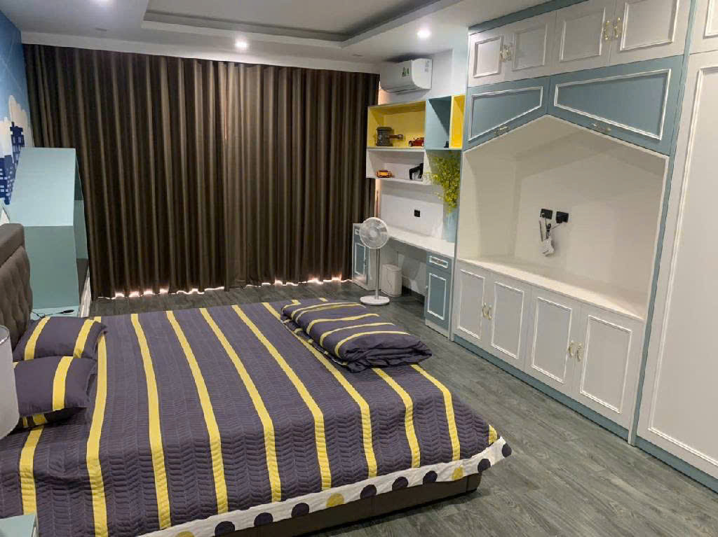 Bán nhà vị trí cực đẹp phố Tôn Đức Thắng, ngõ oto, 78m2, MT5,6m, 22 tỷ