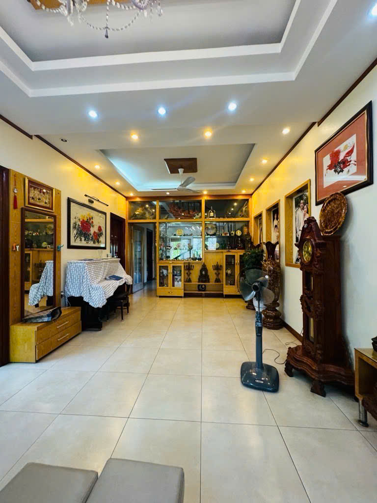 Bán nhà phân lô Nghĩa Đô, 7 tầng thang máy, 72m2 giá 23 tỷ