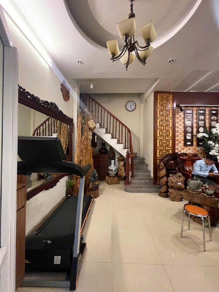 Bán nhà Nguyễn Lương Bằng, ngõ oto, lô góc 69m2, MT rộng 18,4 tỷ