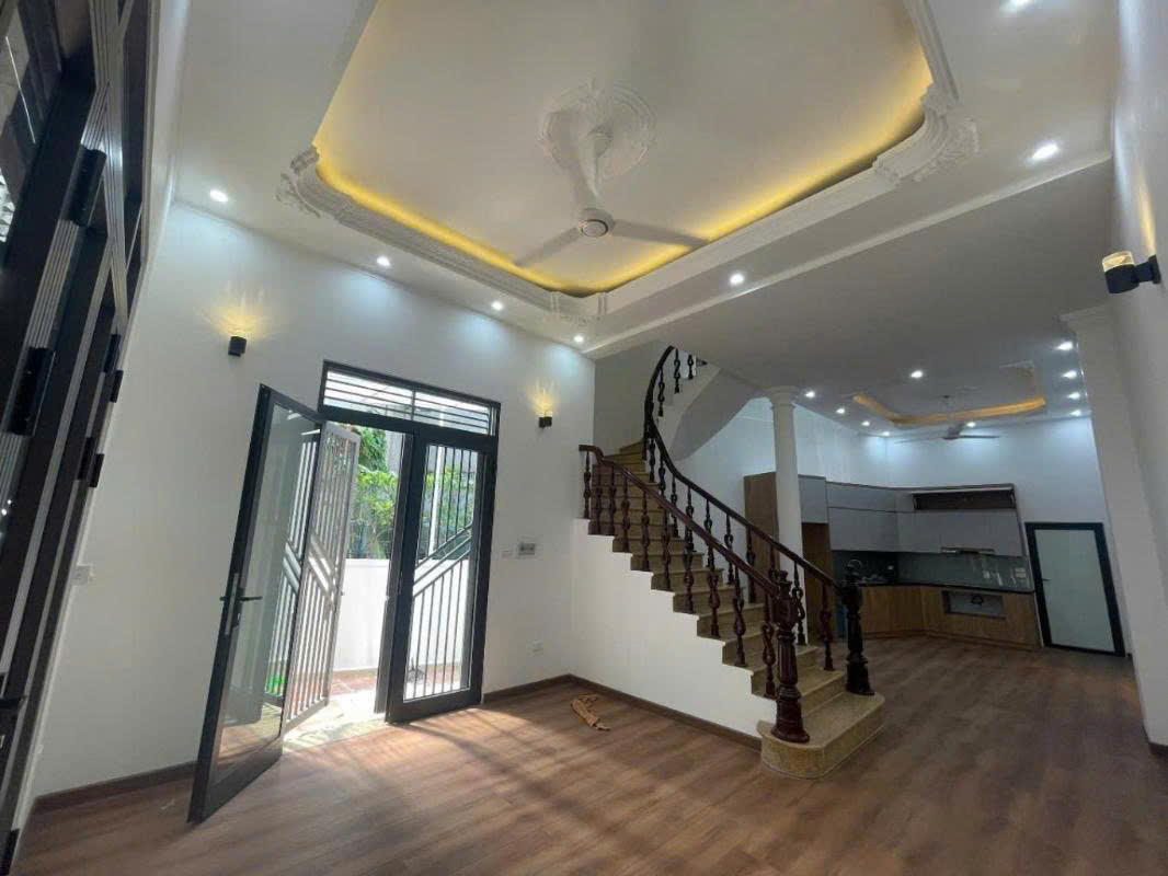 Bán nhà phố Phan Văn Trị, Đống Đa, 62m2, 5T, ngõ oto, 17,3 tỷ