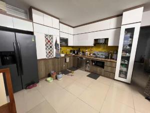 Bán nhà phố Khâm Thiên, oto, kinh doanh, 69m2, 5T, MT 5,3m giá rẻ