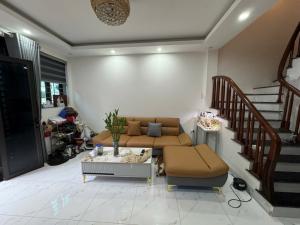 Nhà đẹp Miêu Nha ngõ 6, 35mx5 tầng, Ô TÔ đỗ gần, ngõ thông ở sướng 5,2 tỷ