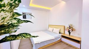 Nhà đẹp ở ngay Miêu Nha 48M x 5T, Ngõ thông Ô TÔ đỗ cửa, KD đỉnh, 6,3 tỷ