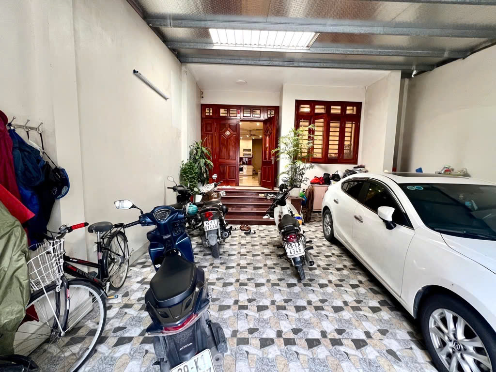 NGỌC TRÌ, LONG BIÊN - CỰC HIẾM. ĐƯỜNG OTO TRÁNH, KINH DOANH SẦM UẤT, NỞ HẬU TÀI LỘC, ,