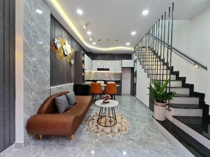 HXH-4 TẦNG- MỚI XÂY- QUA LOTTE VÀI PHÚT-SÁT CHỢ