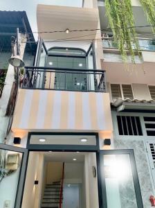 PHAN HUY ÍCH- HXH - NGAY EMART - QUA SÂN BAY CHỈ 10P- CHỈ 2 TỶ 7 TL CHÍNH CHỦ