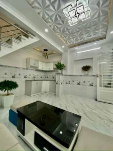 TRUNG KÍNH NHÀ MỚI KOONG, LUNG LINH NGÕ LẠI VIP NHẤT - NỞ HẬU, 2 MẶT THOÁNG - OTO 10M