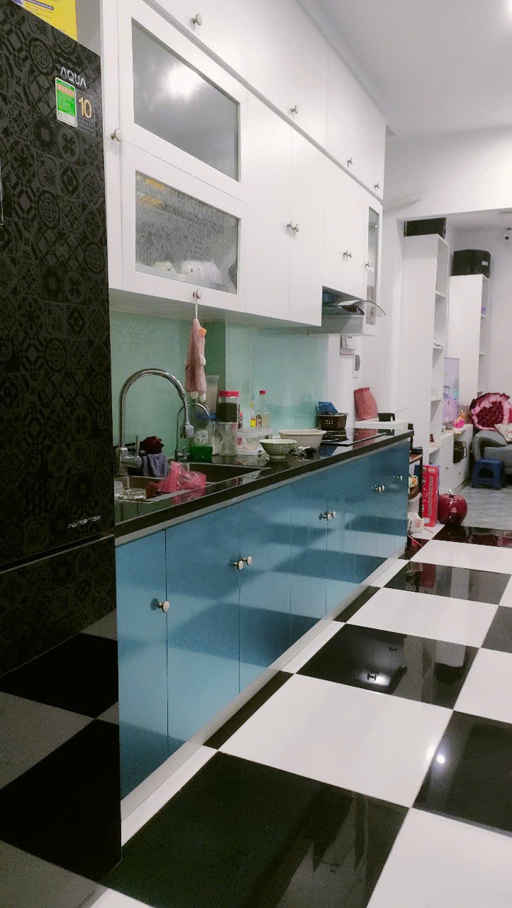 Chính chủ muốn bán nhà 50 m2 đường Âu Cơ Quận Tây Hồ Hà Nội  Nhà ngõ Ôtô