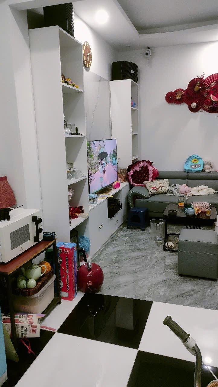 Chính chủ muốn bán nhà 50 m2 đường Âu Cơ Quận Tây Hồ Hà Nội  Nhà ngõ Ôtô