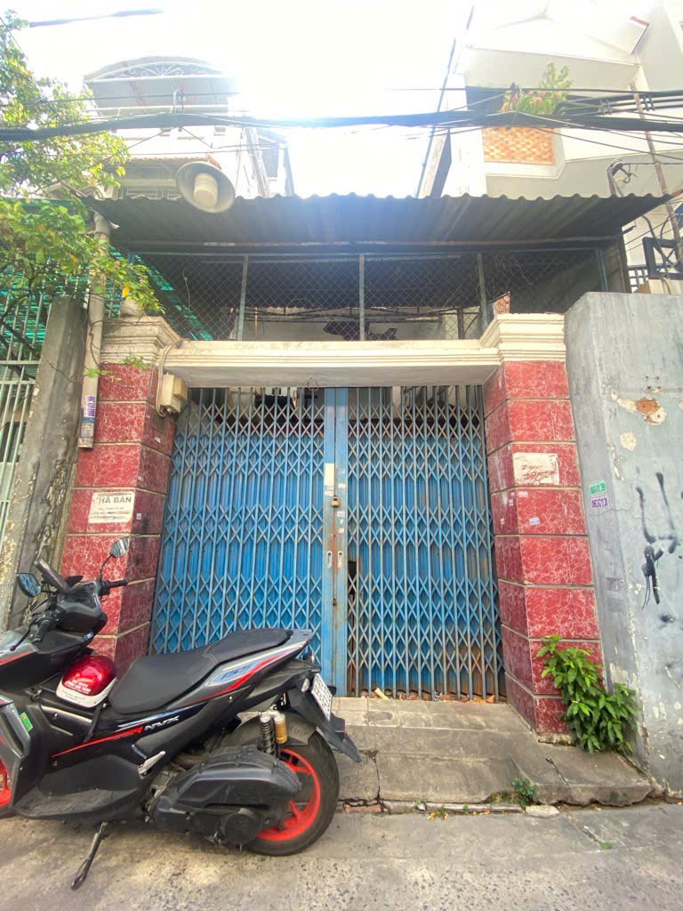 NHÀ NÁT HẺM BA GÁC TRƯỜNG SA, PHƯỜNG 13, PHÚ NHUẬN 7.05 TỶ TL