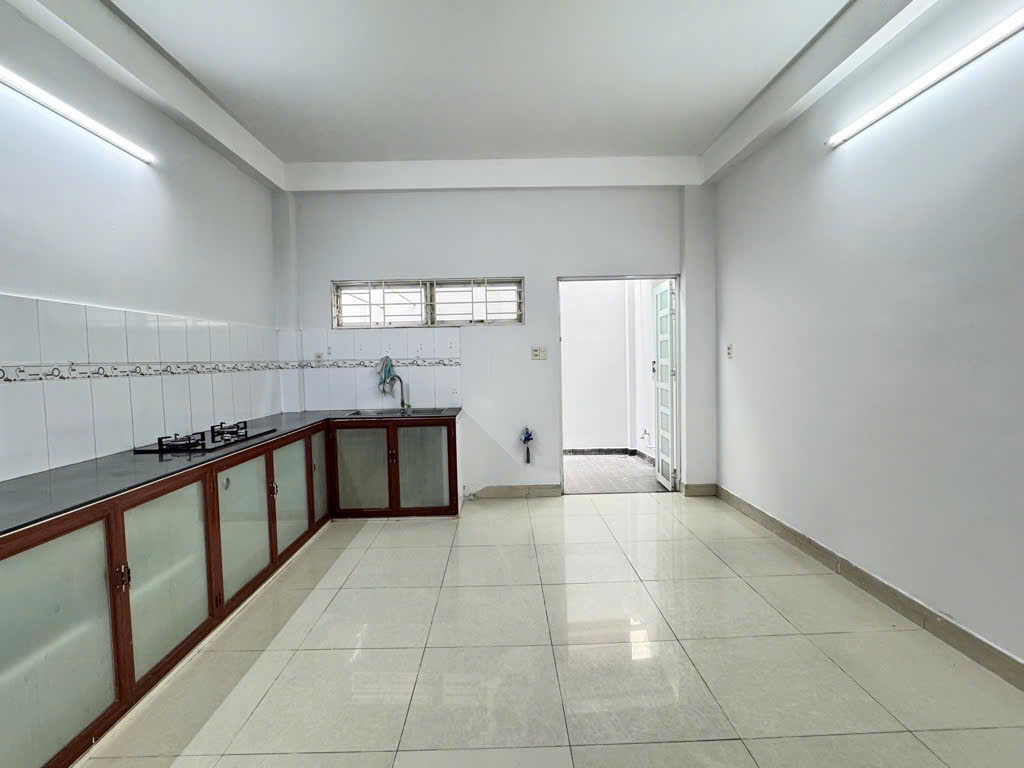 NHÀ ĐẸP GIÁ TỐT 84M2 10.2 TỶ HẺM 3 SẸC VŨ TÙNG, P2, BTHẠNH