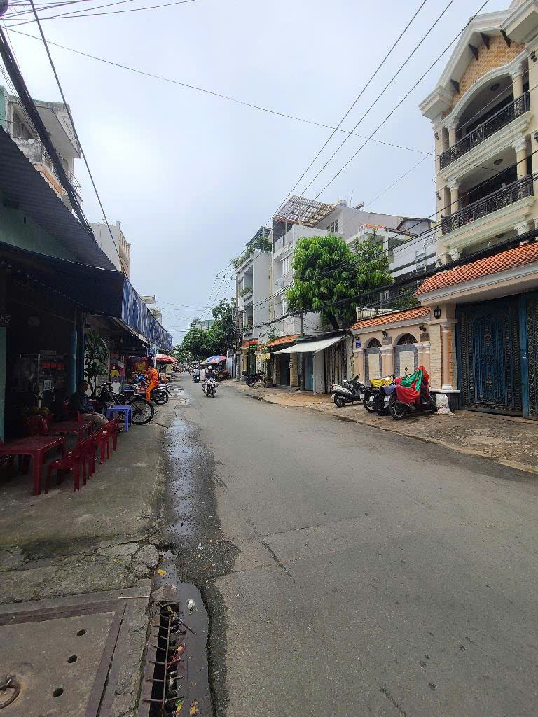 MẶT TIỀN LTK- CHỢ- LÔ GÓC KHÔNG LỘ GIỚI- HOÀN CÔNG ĐỦ