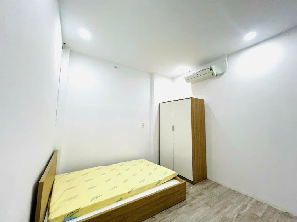 MẶT TIỀN LTK- CHỢ- LÔ GÓC KHÔNG LỘ GIỚI- HOÀN CÔNG ĐỦ