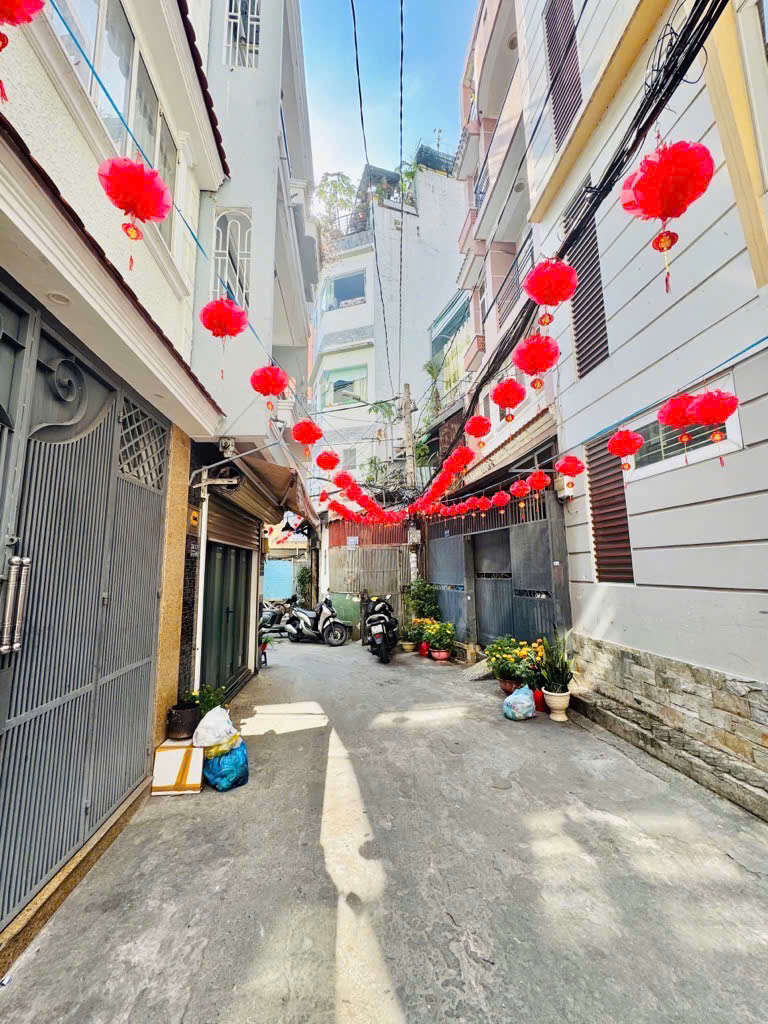 NHÀ HẺM PHAN XÍCH LONG 30M2- 5 TỶ