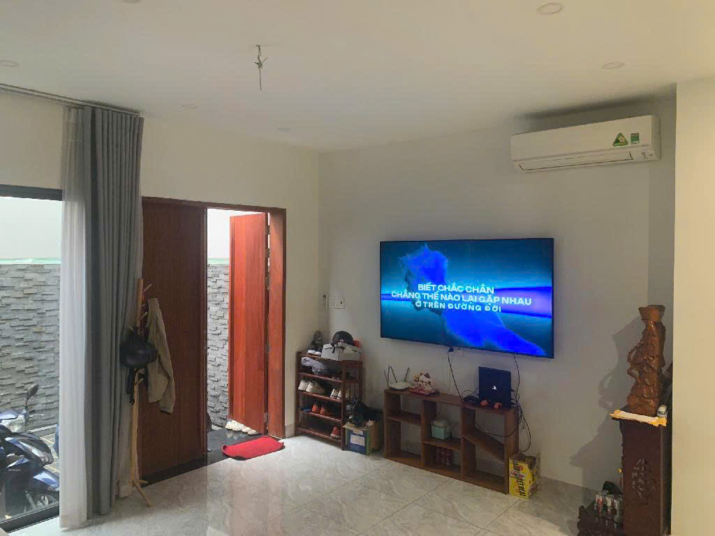 NHÀ TRƯỜNG SA- GIÁP Q3- 92M2-VỊ TRÍ ĐẸP-14TỶ