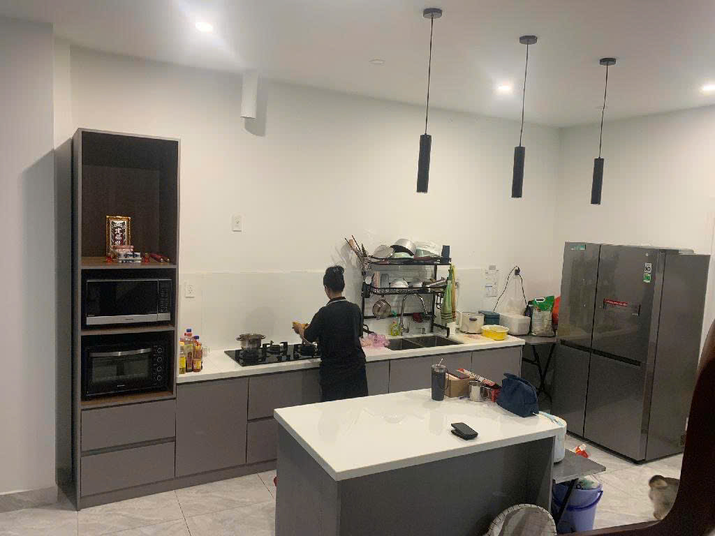 NHÀ TRƯỜNG SA- GIÁP Q3- 92M2-VỊ TRÍ ĐẸP-14TỶ