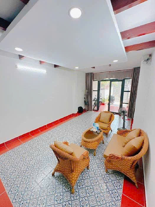 NHÀ NGUYỄN ĐÌNH CHÍNH- NGAY UBND QUẬN- KHU VIP CAO CẤP