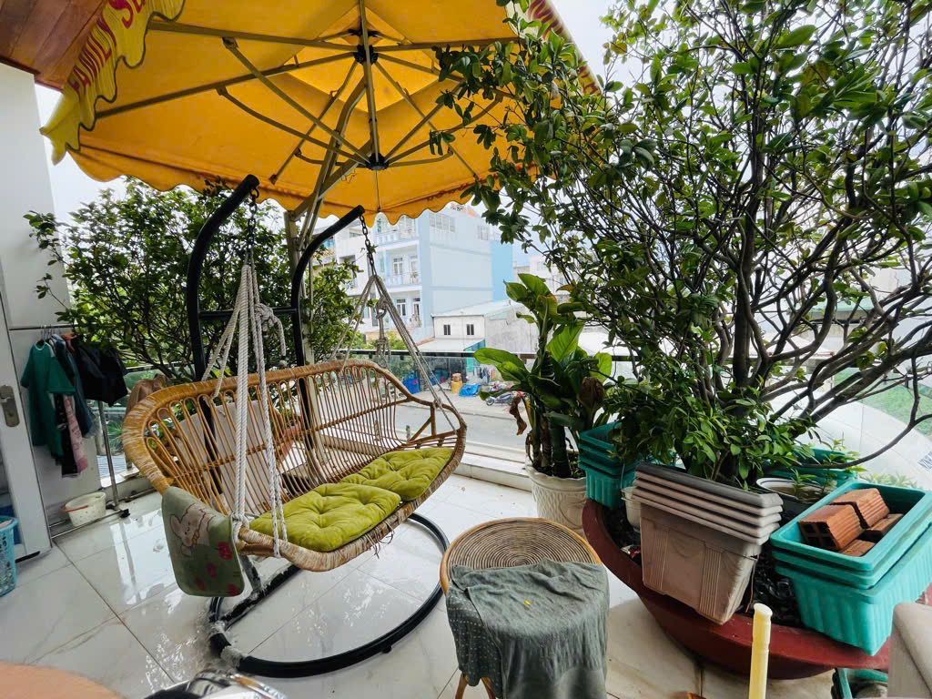 Bán nhà đẹp ngay chợ Bình Điền, mặt tiền đường số, lòng đường 20m, 80m2  3 tầng  chào 8,5 tỷ