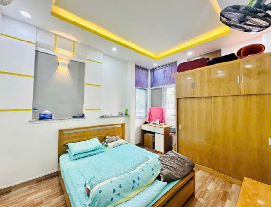 Siêu phẩm. Bán nhà Q. Phú Nhuận, đường Nguyễn Kiệm, P3, hẻm xe hơi, có thể ở ngay trước Tết. Giá chỉ 7,5 tỷ.
