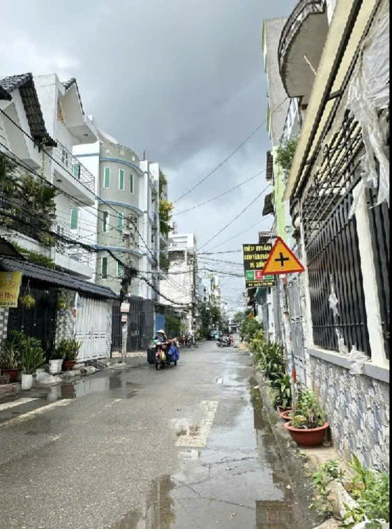  Bán nhà Gò Vấp đường Quang Trung P10. Siêu phẩm. Vị trí siêu đắt địa. Nhà mới xách valy vào ở ngay, giá chỉ 70tr/m2