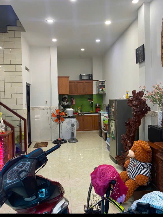 Bán nhà Gò Vấp đường Phan Văn Trị P10. Nhà cực đẹp, căn góc hẻm 3m.